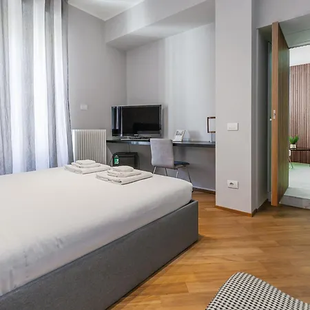 Appartement San Babila Prestige - A Few Steps From Duomo